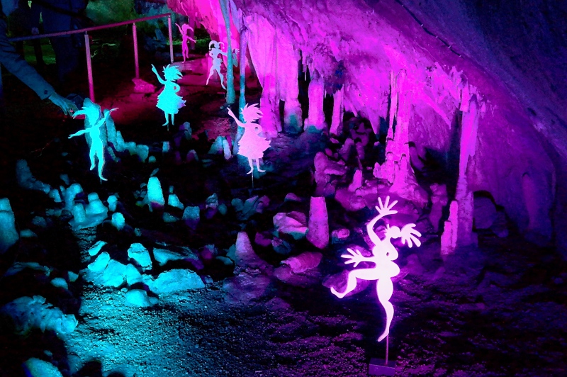 Illumination der Dechenhöhle im Sauerland