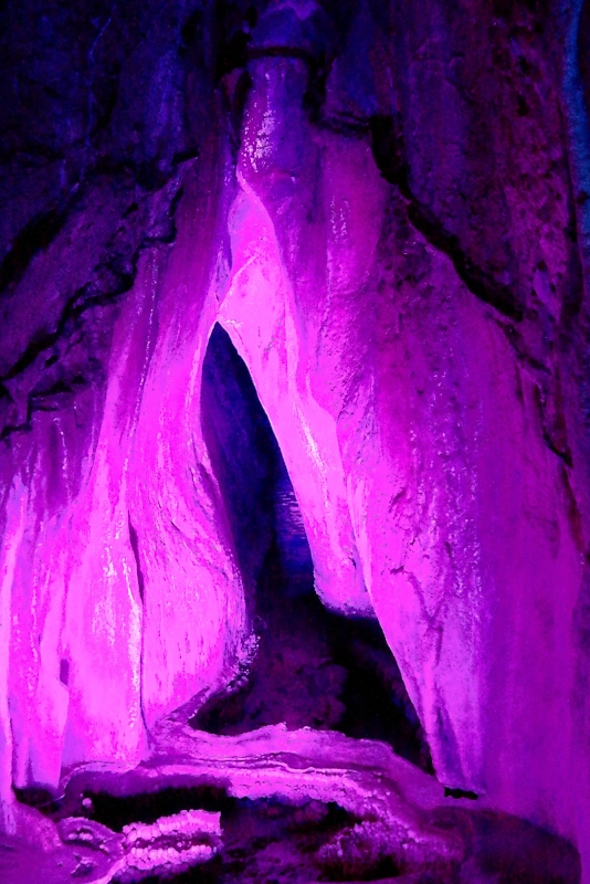 Illumination der Dechenhöhle im Sauerland